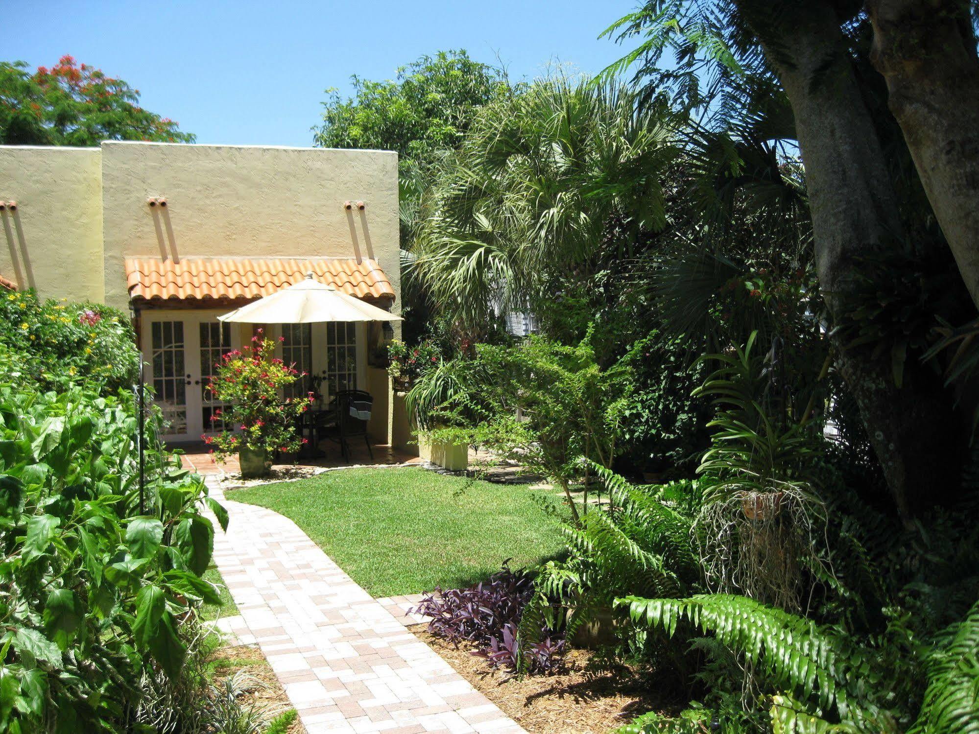 Grandview Gardens Hotel West Palm Beach Exterior photo